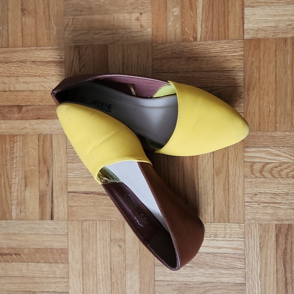 Flats - Picture 3 of 3